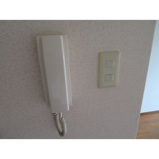 エレガンス綾瀬６0704号室 インターフォン