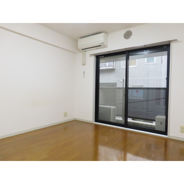 プティ・リヴァージュ リビング