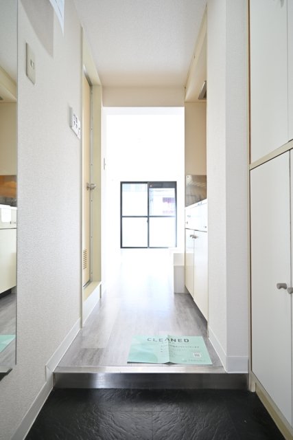 ハイ・シティ三軒茶屋第２ 玄関