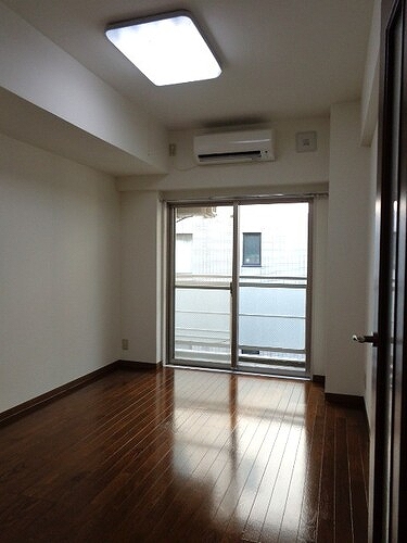 コート新橋 洋室　※2014年6月撮影