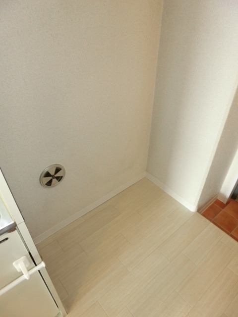 アムール祥5階 ガスト 260m