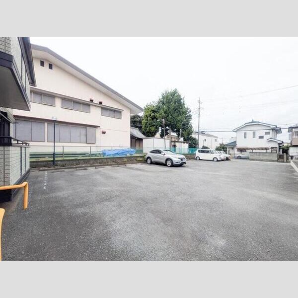 カサグランデ　C 駐車場