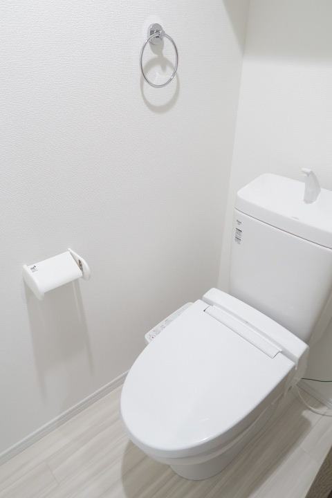 T’s Cuore六町Ⅰ1階 トイレ