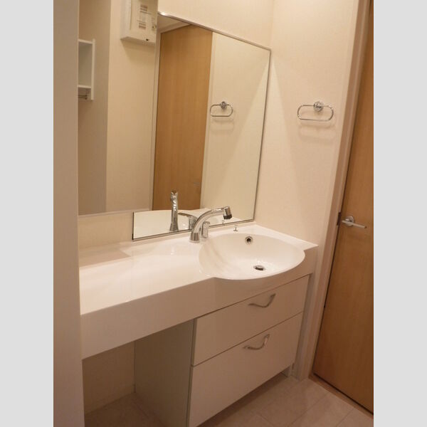 ラテル 洗髪洗面化粧台