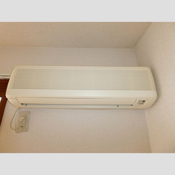 学遊館111号室 エアコン