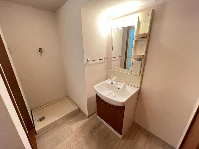 ガーデンヒルズNAKAYAMA壱番館 洗髪洗面化粧台