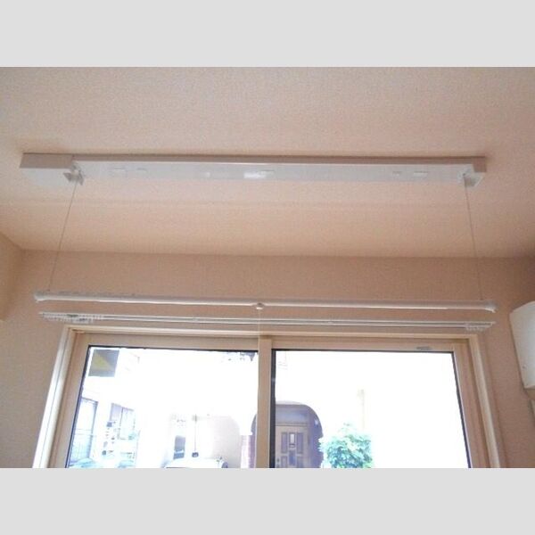 La maison de cerisier 室内物干