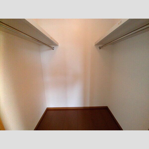 Lily ウォークインクローゼット