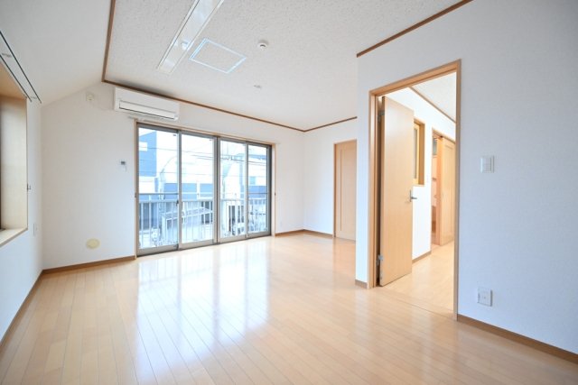 早宮４丁目戸建て リビング