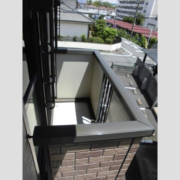 ヴィクトワール　Ⅱ201号室 バルコニー