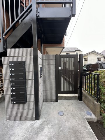 ベイルーム西鶴間 エントランス