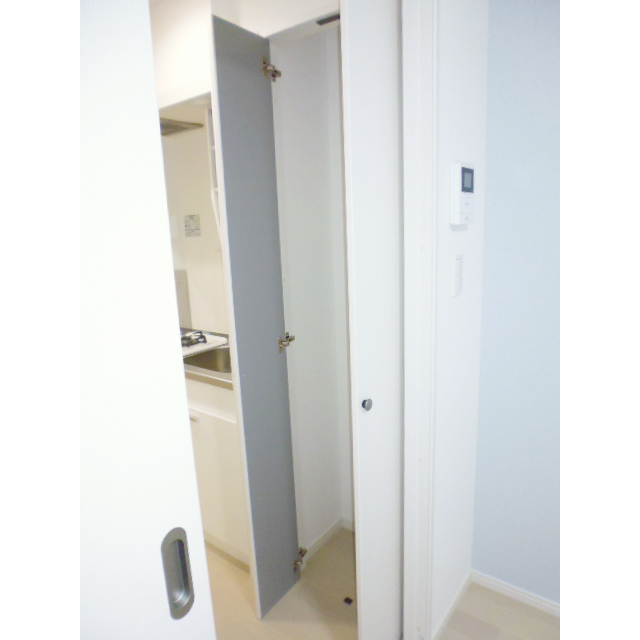 ブリランテ102号室 収納スペース