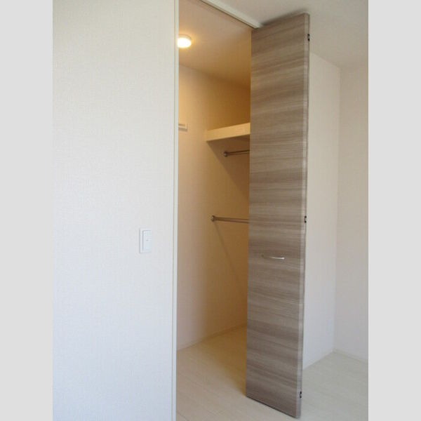 フェリス　B棟 ウォークインクローゼット