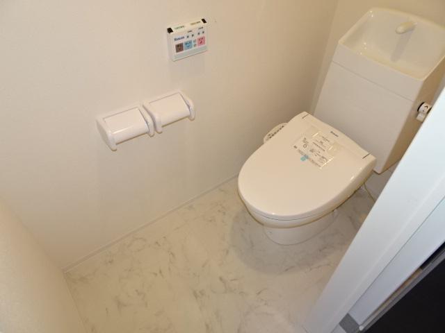 Ivy Field Ⅰ (アイヴィー フィールド ワン) シャワー付トイレ