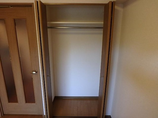 シンシア大森本町 クローゼット