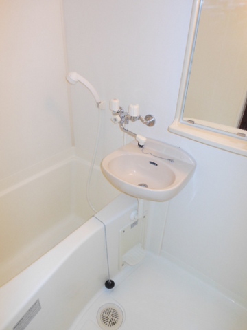 グランド・ガーラ日本橋茅場町9階 ゆったり過ごせるお風呂です