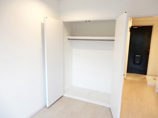 ヴァンベール305号室 収納