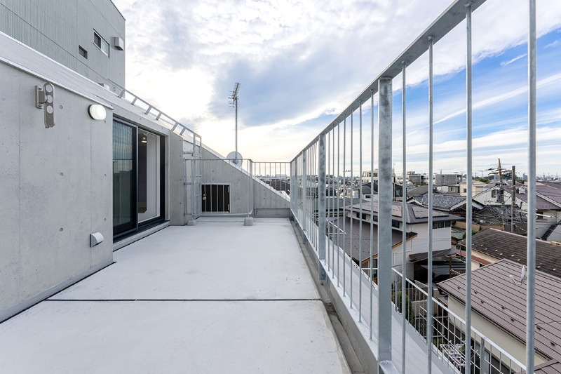 Fons Lucis Izumi5階 バルコニー