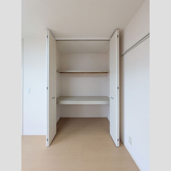 プラムヒルズ 収納