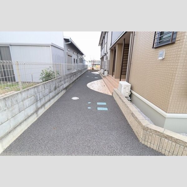 デルニエ武川 エントランス
