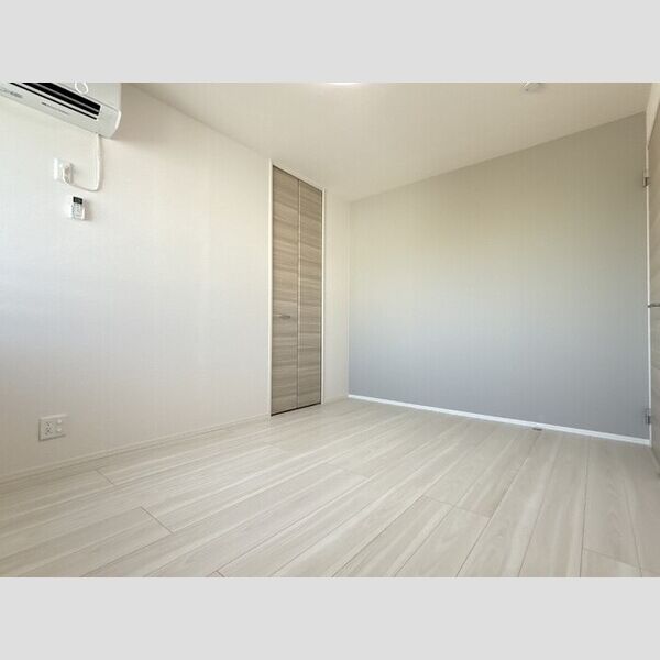 D Paina Hino303号室 洋室6帖