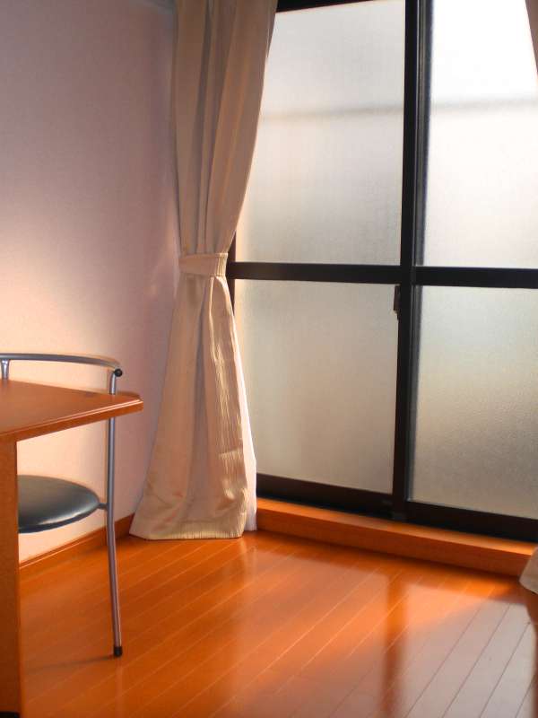 レオパレス花咲の丘Ⅱ214号室 エアコン