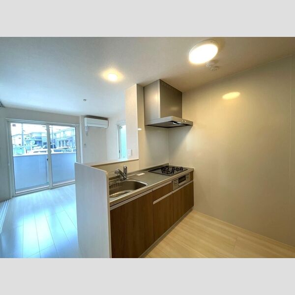 ジュネス前原103号室 システムキッチン