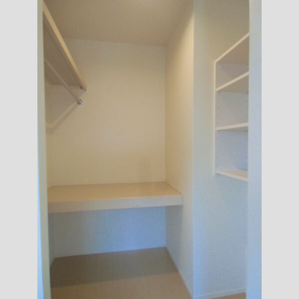 メルベーユおおたかの森　2号棟 ウォークインクローゼット