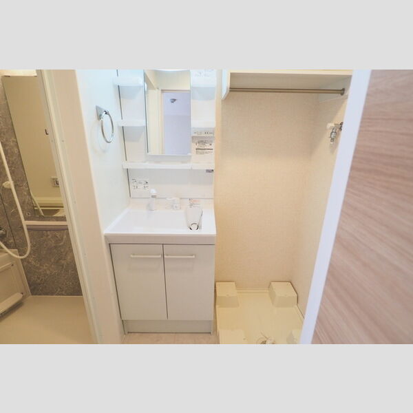 ウェルデンス戸塚　B 洗面