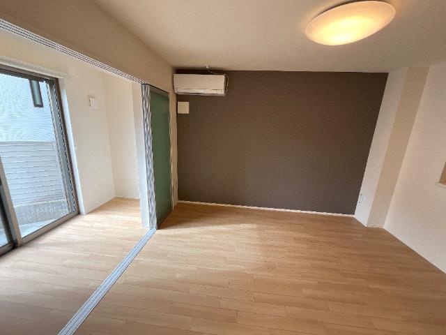 ラ・ベル・オロール103号室 リビング