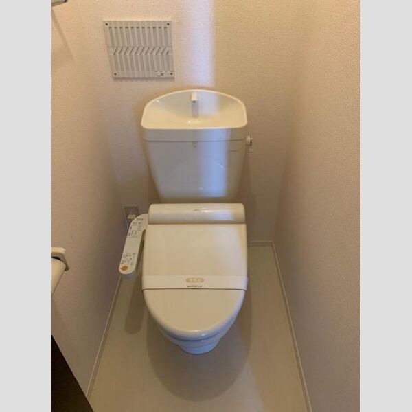 ソレアード　B202号室 トイレ