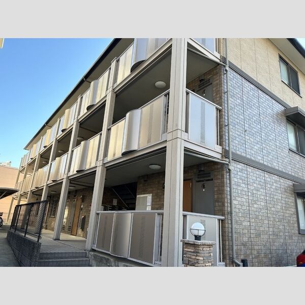 クレインコート 弐番館の外観画像