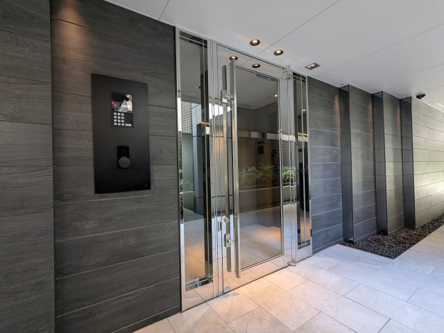 ザハウス祐天寺0202号室 エントランス