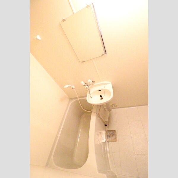 J・フローレ ユニットバス