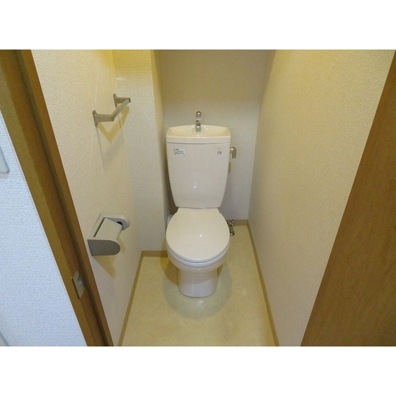 ヴィレッジ・イン・上高井戸0202号室 内観