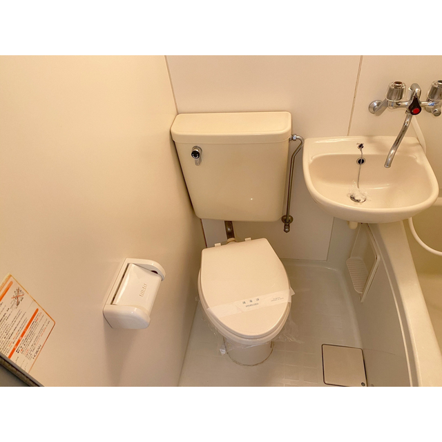 オークタウン 内観