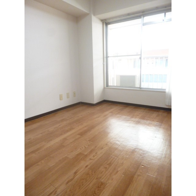 アムス小岩ＷＥＳＴ 洋室