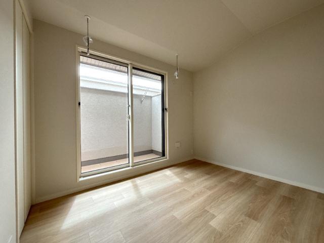 カーサ・ソンリエンテ1階 内観