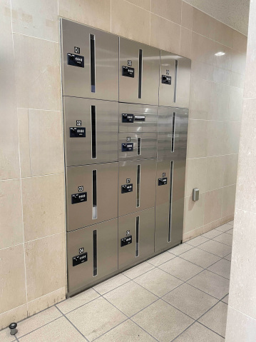 スカイコート三田慶大前1001号室 宅配ボックス