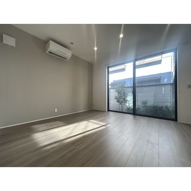 Seigaku Annex A棟 電動シャッター