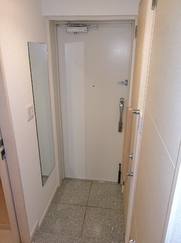 ライオンズプラザ西台駅前4階 玄関　※前回募集時2023年11月撮影の写真