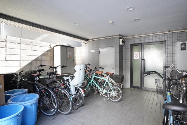 ダイホープラザ豊玉2階 エントランス