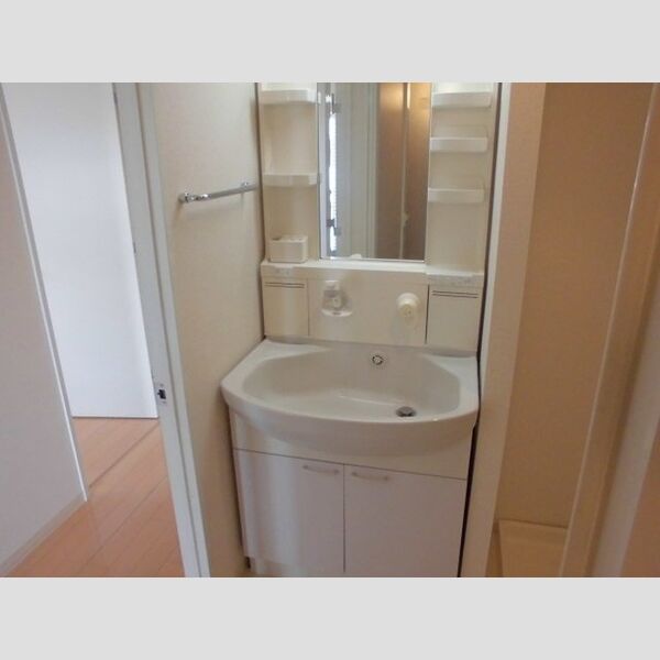 ハイフラットワン703号室 洗髪洗面化粧台