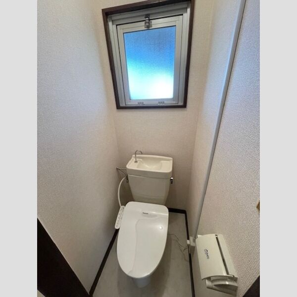 農住メゾン霞 温水洗浄便座付き