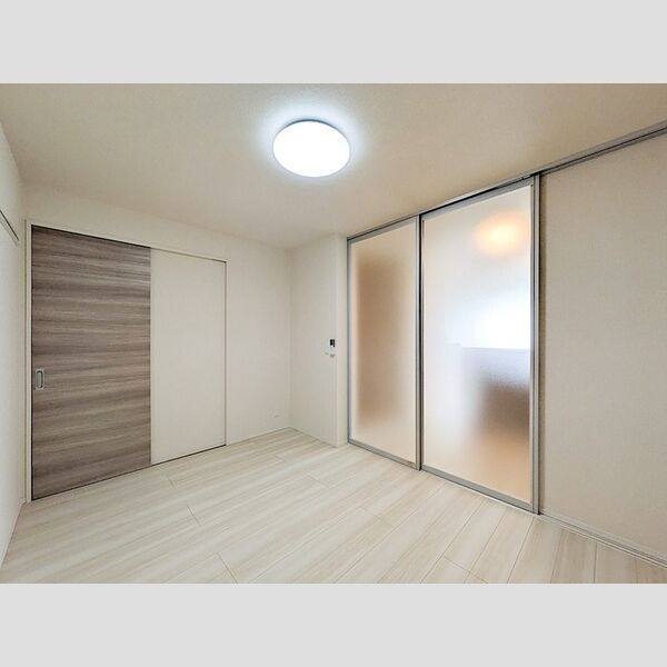 Le Ginkgo102号室 洋室6帖