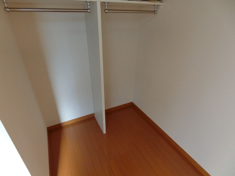 プランドール鶴間 収納