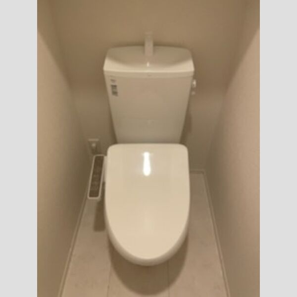 ミーツⅢ105号室 トイレ