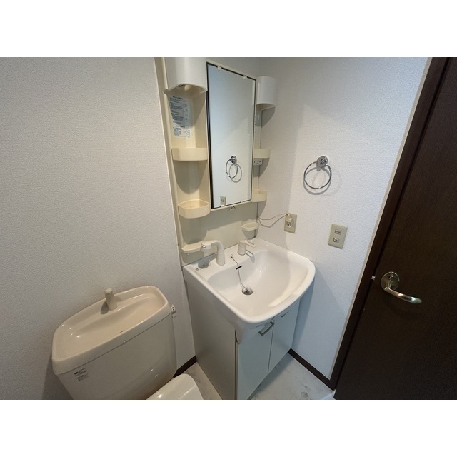 アンジュエールA 内観