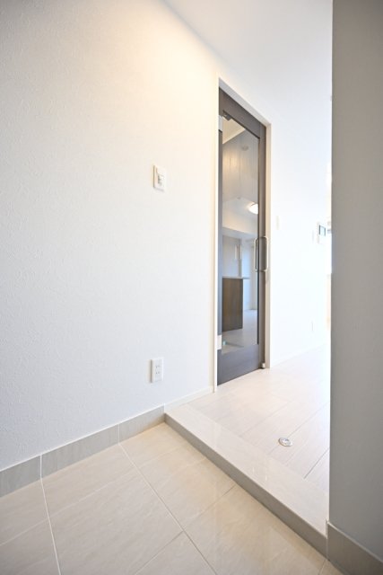 メイクス横浜黄金町 玄関