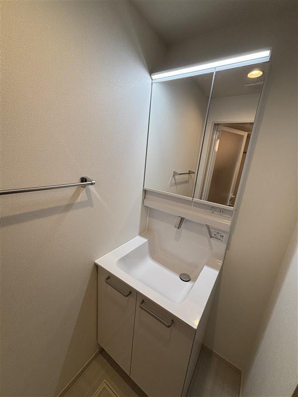 リブリ・セリジエ3階 洗面